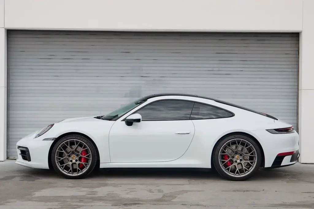 2021 Porsche 992 Carrera S - Image 2 of 8