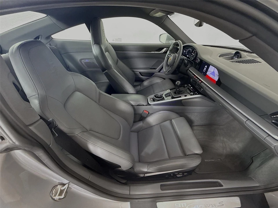 2021 Porsche 992 Carrera S - Image 17 of 31