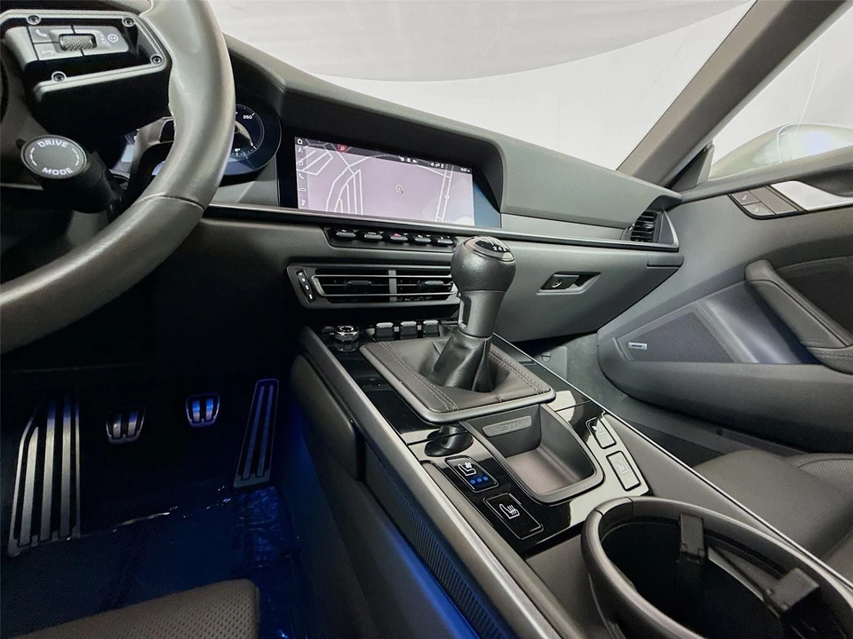 2021 Porsche 992 Carrera S - Image 7 of 31
