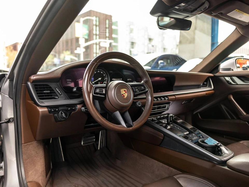 2021 Porsche 992 Carrera S - Image 4 of 5