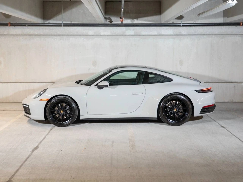 2021 Porsche 992 Carrera - Image 2 of 5