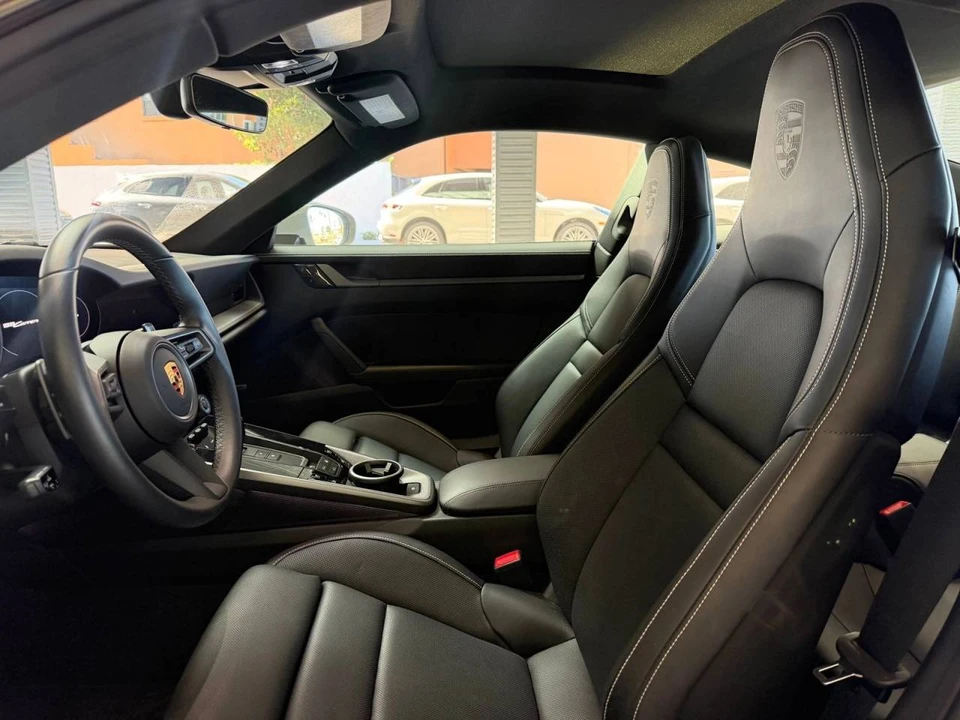 2021 Porsche 992 Carrera - Image 4 of 5