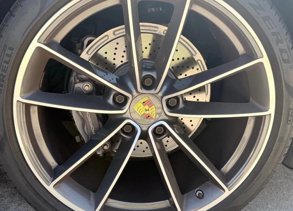 2021 Porsche 992 Carrera - Image 15 of 16