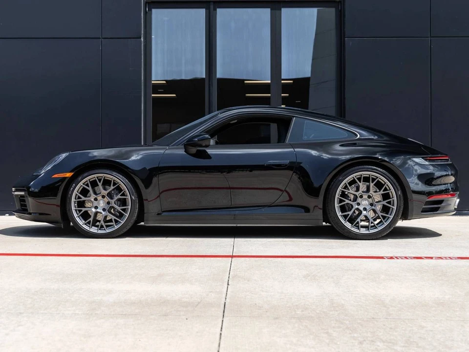 2021 Porsche 992 Carrera - Image 2 of 5