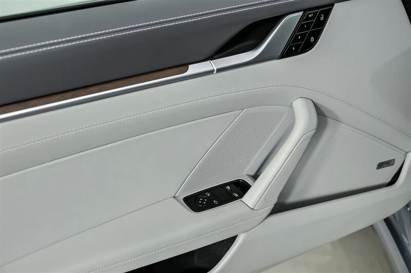 2021 Porsche 992 Carrera - Image 17 of 21