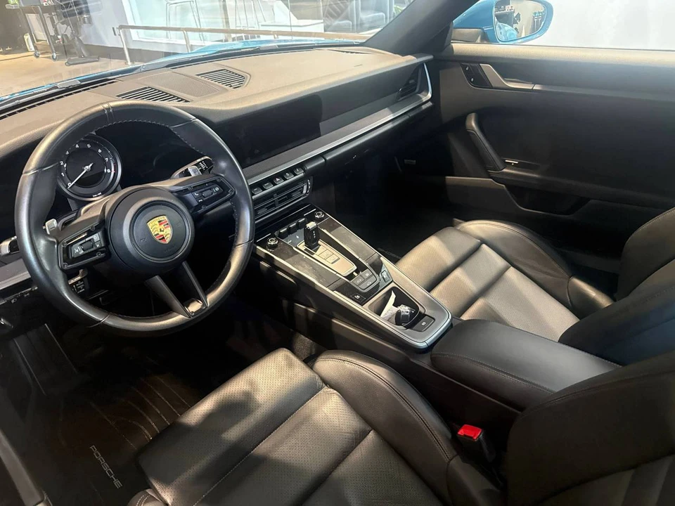 2021 Porsche 992 Carrera - Image 2 of 4