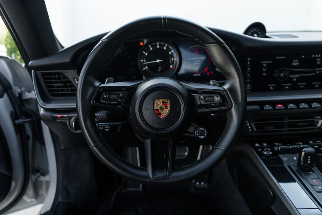 2021 Porsche 992 Carrera - Image 10 of 31