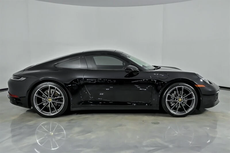 2021 Porsche 992 Carrera - Image 13 of 21