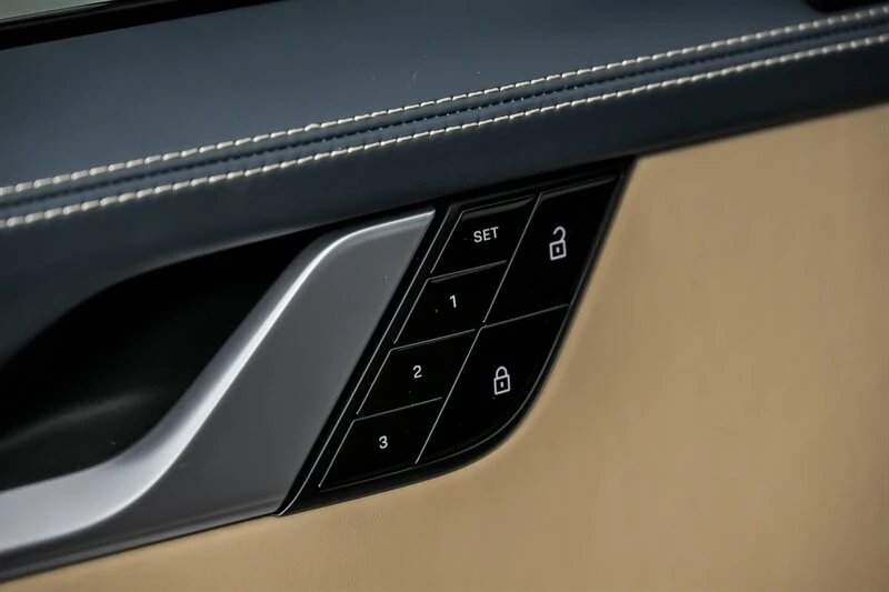 2021 Porsche 992 Carrera - Image 17 of 21