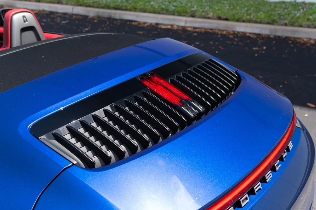 2021 Porsche 992 Carrera - Image 28 of 31