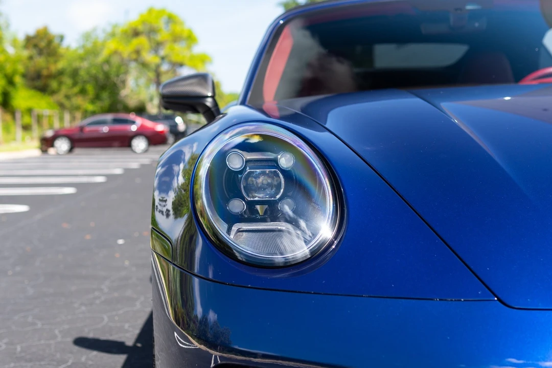 2021 Porsche 992 Carrera - Image 11 of 31