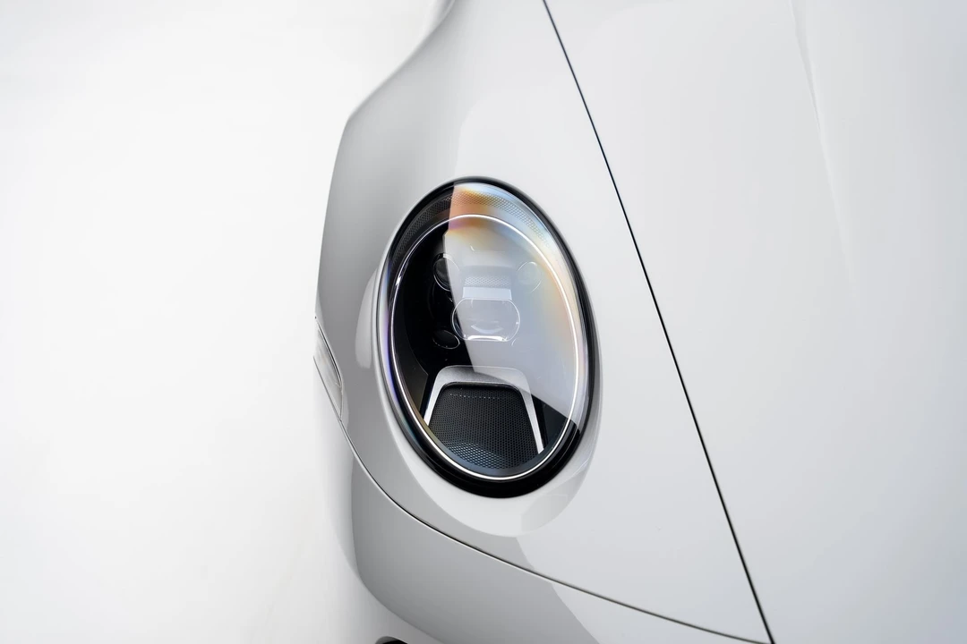 2021 Porsche 992 Carrera - Image 13 of 21