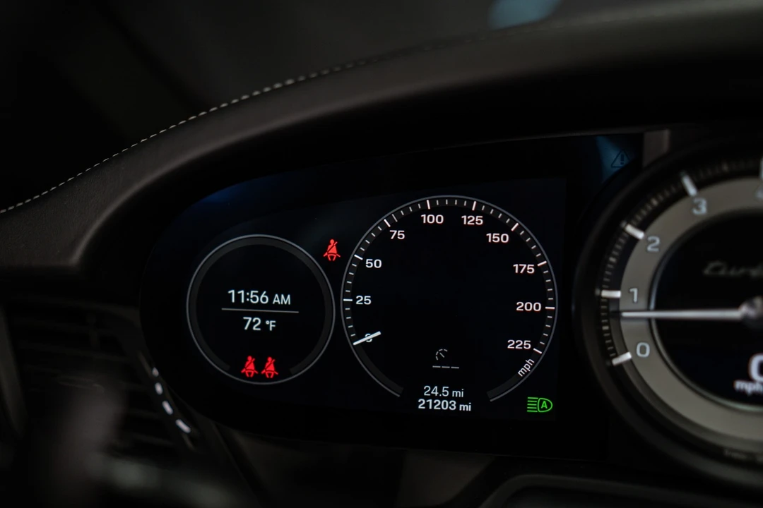 2021 Porsche 992 Carrera - Image 11 of 31