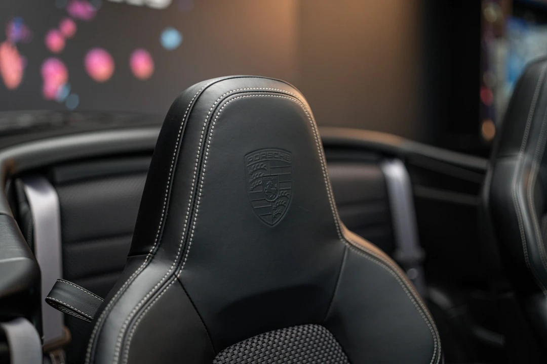 2021 Porsche 992 Carrera - Image 16 of 31