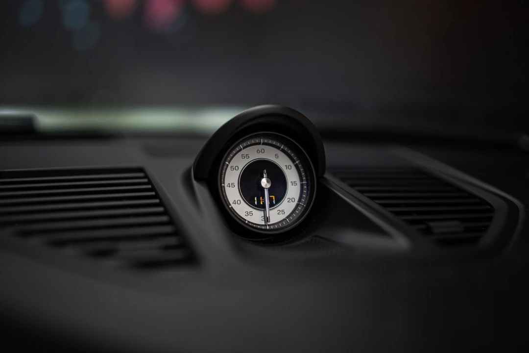 2021 Porsche 992 Carrera - Image 14 of 31