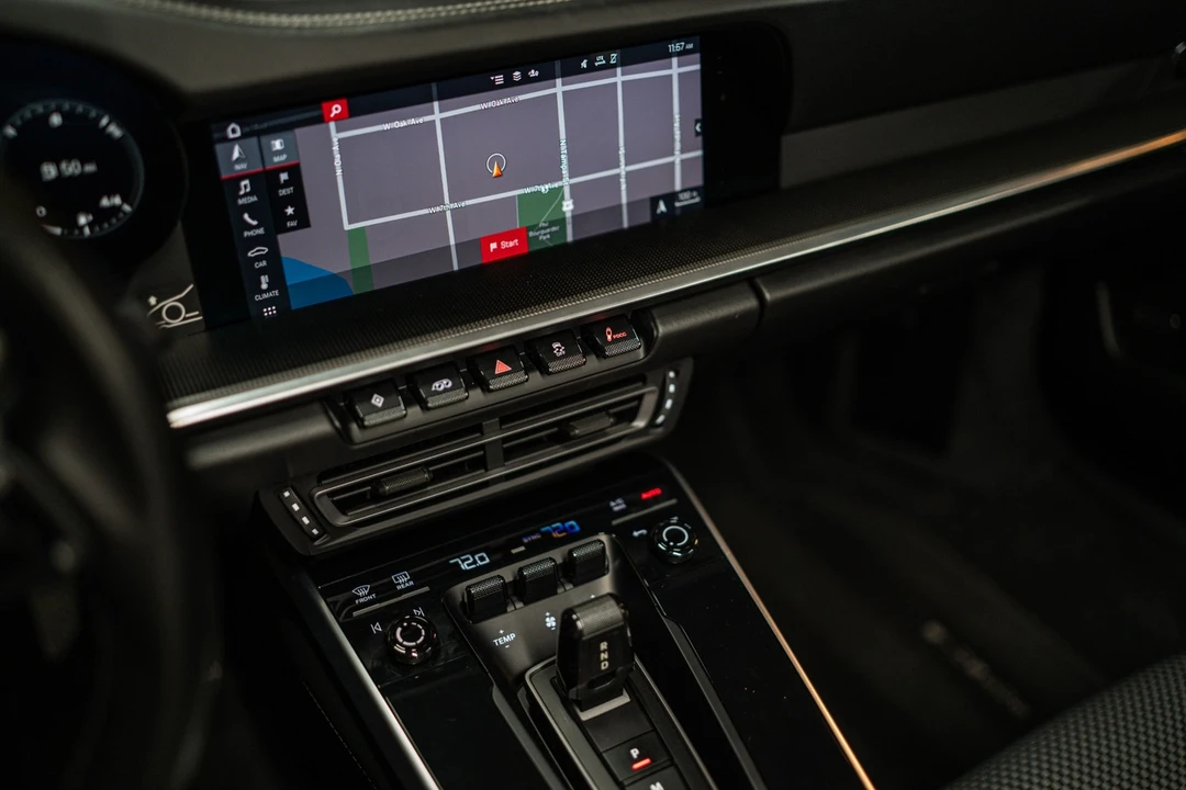 2021 Porsche 992 Carrera - Image 13 of 31