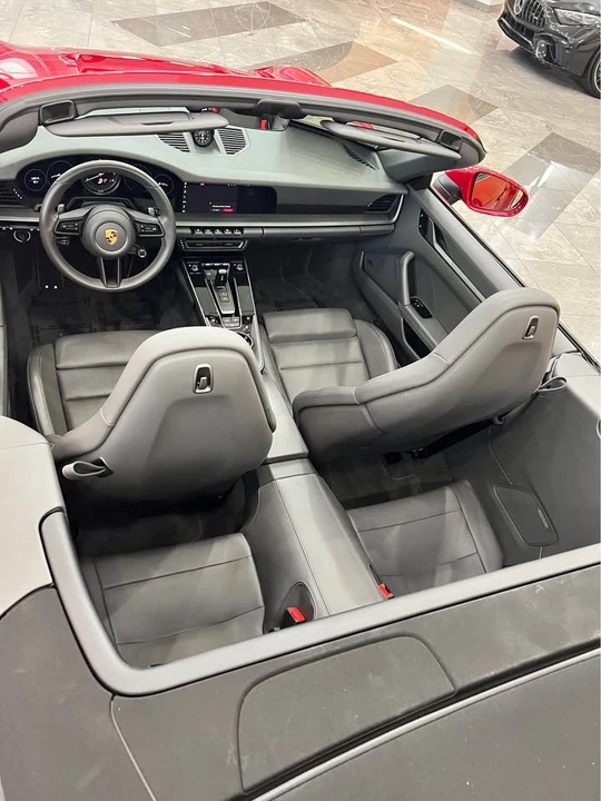 2021 Porsche 992 Carrera - Image 3 of 8