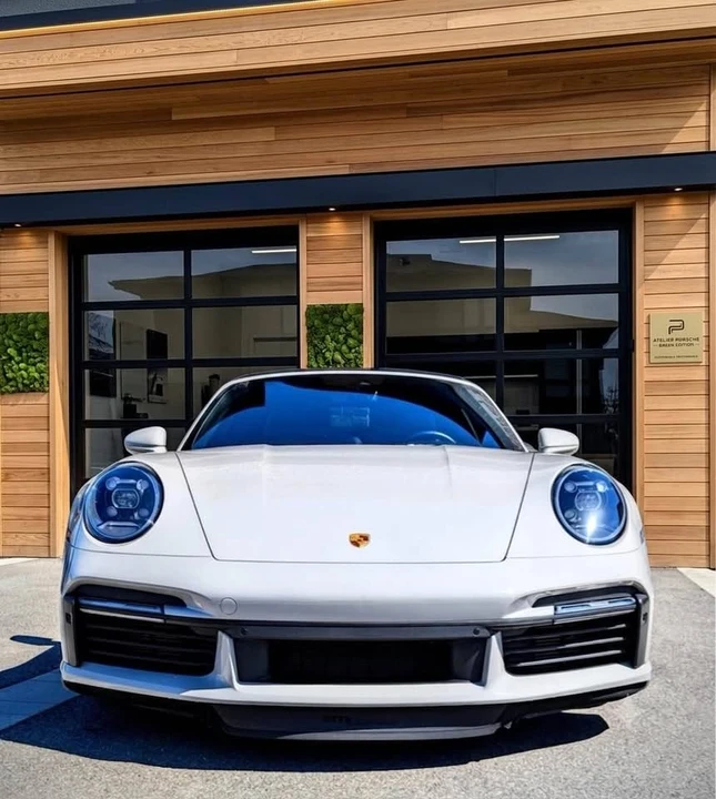 2021 Porsche 992 Carrera - Image 2 of 11