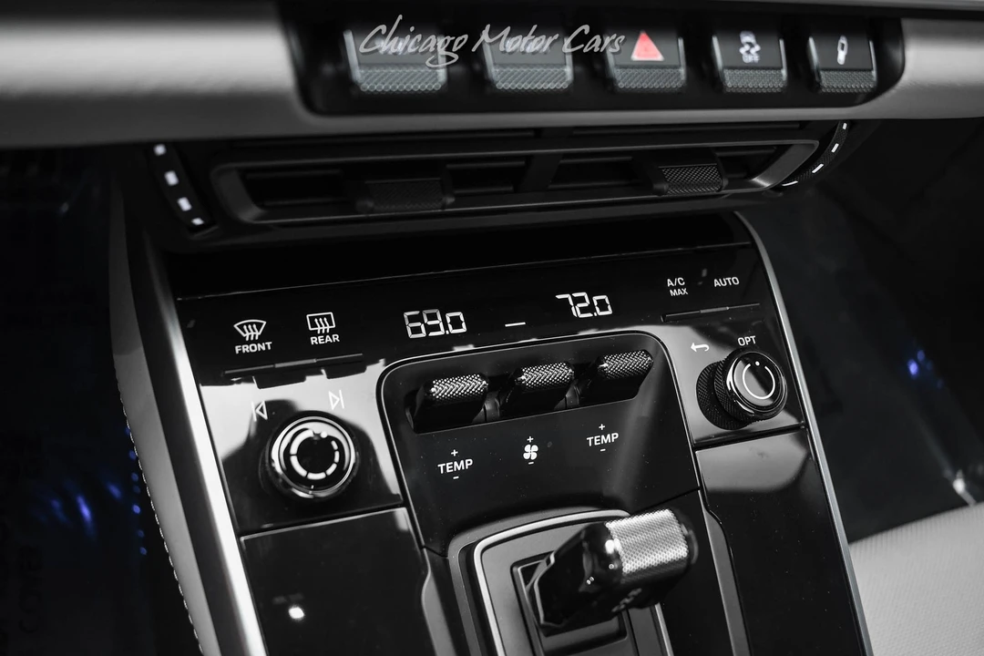 2021 Porsche 911 - Image 17 of 31
