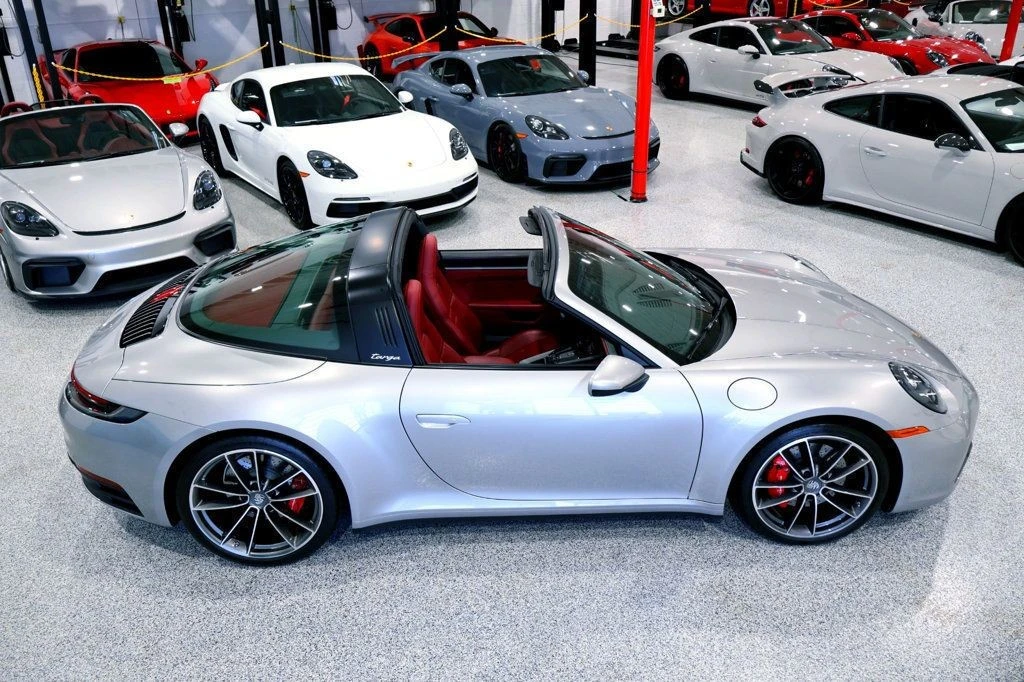 2021 Porsche 992 Targa 4 & 4S - Image 11 of 12