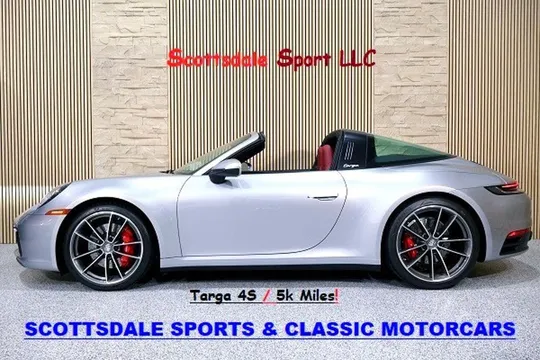2021 Porsche 911 Targa 4S