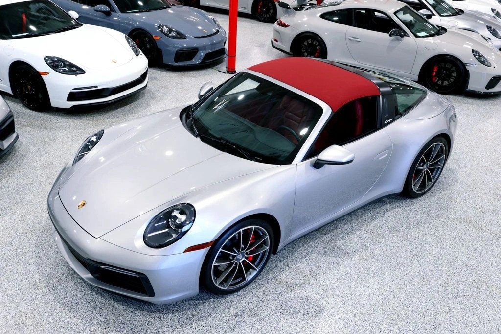 2021 Porsche 992 Targa 4 & 4S - Image 9 of 12