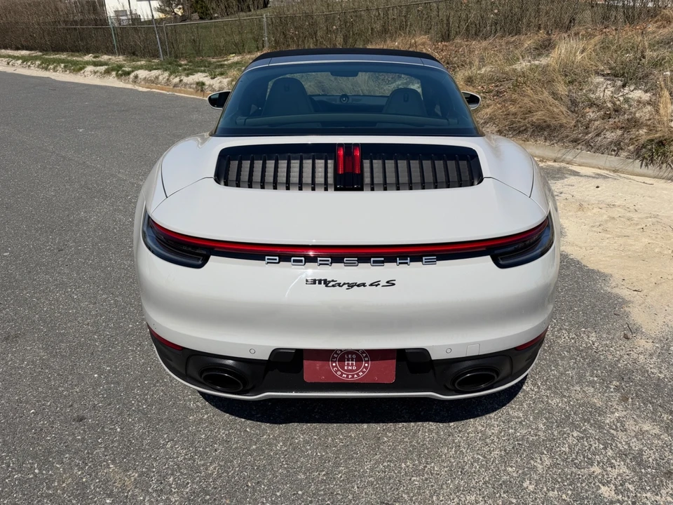 2021 Porsche 992 Targa 4 & 4S - Image 17 of 21