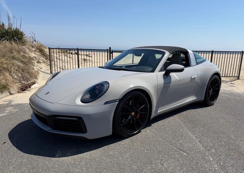 2021 Porsche 992 Targa 4 & 4S - Image 15 of 21