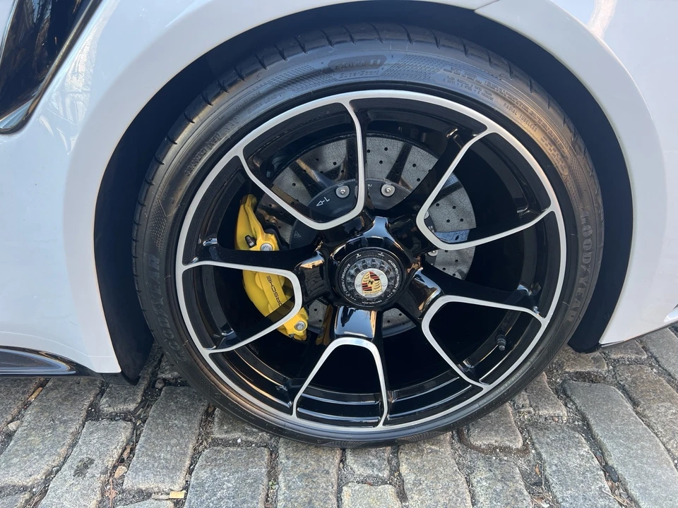 2021 Porsche 992 Turbo S - Image 15 of 31