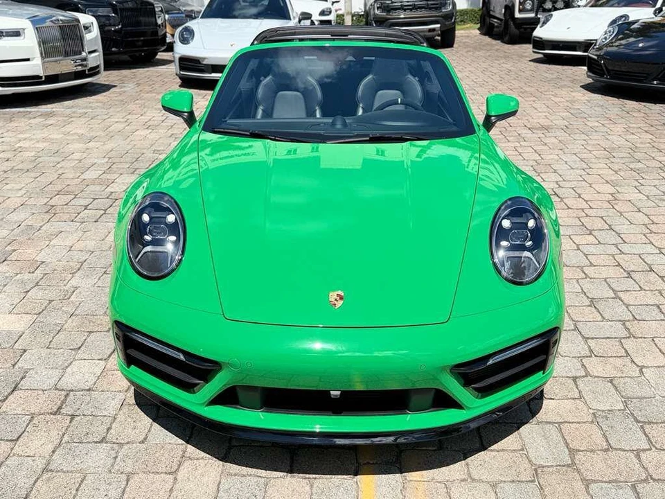2021 Porsche 992 Targa 4 & 4S - Image 4 of 31
