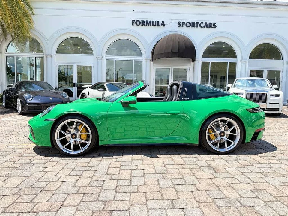 2021 Porsche 992 Targa 4 & 4S - Image 21 of 31