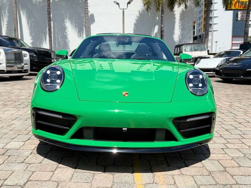 2021 Porsche 992 Targa 4 & 4S - Image 7 of 31