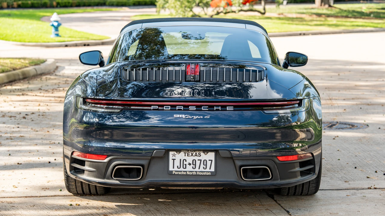 2021 Porsche 992 Targa 4 & 4S - Image 6 of 31