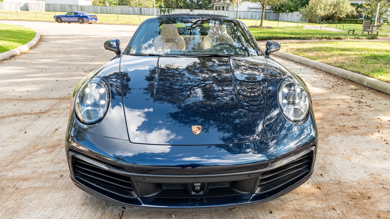2021 Porsche 992 Targa 4 & 4S - Image 10 of 31