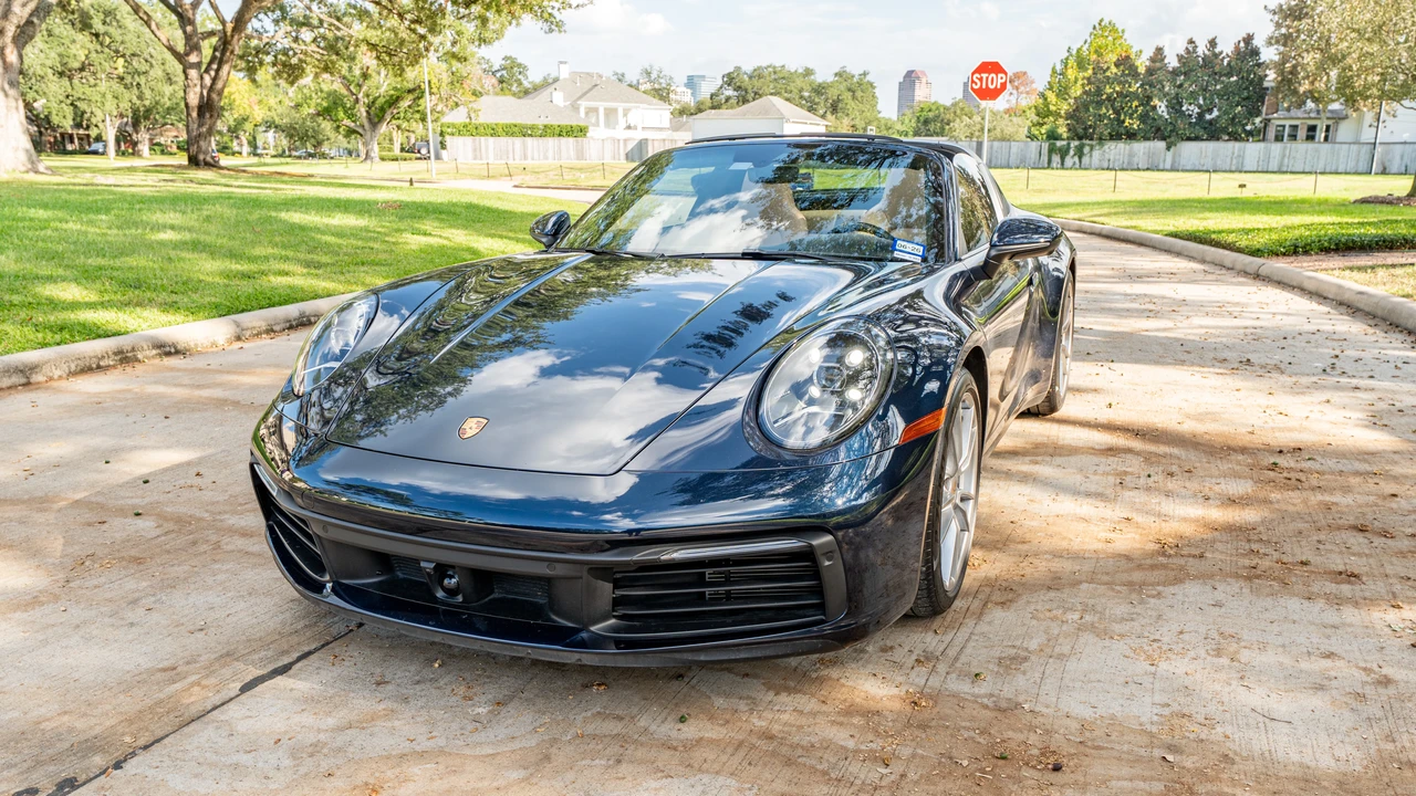 2021 Porsche 992 Targa 4 & 4S - Image 9 of 31
