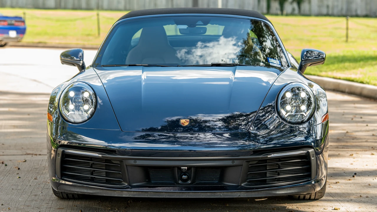 2021 Porsche 992 Targa 4 & 4S - Image 19 of 31