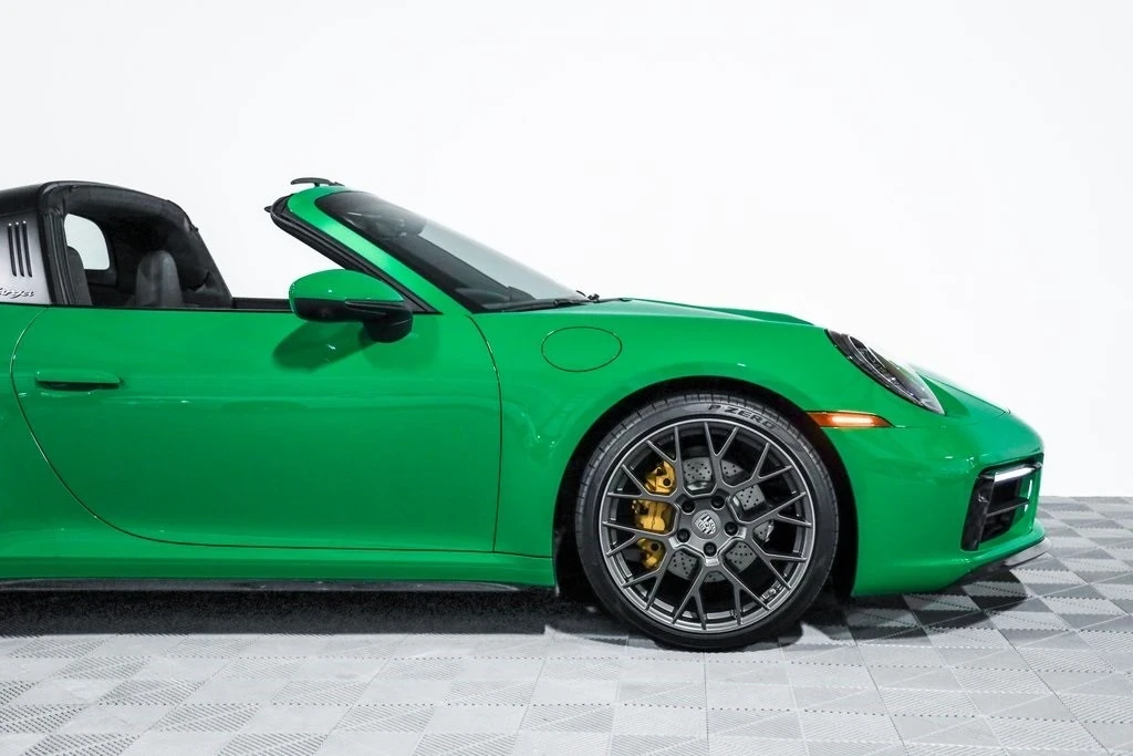 2021 Porsche 992 Targa 4 & 4S - Image 12 of 21