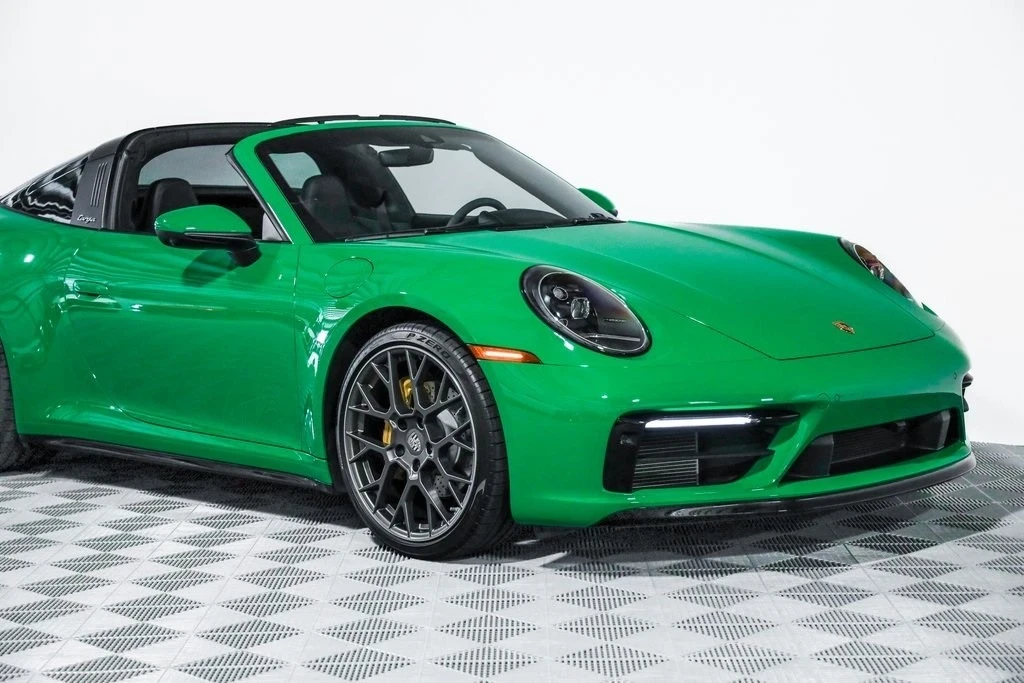 2021 Porsche 992 Targa 4 & 4S - Image 16 of 21
