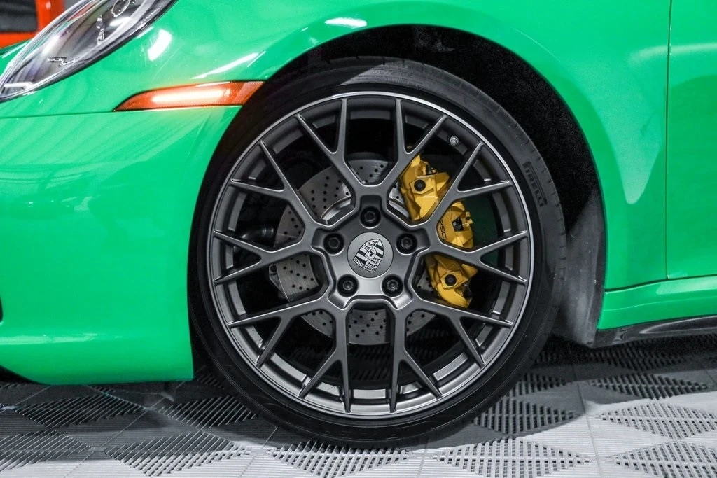 2021 Porsche 992 Targa 4 & 4S - Image 20 of 21