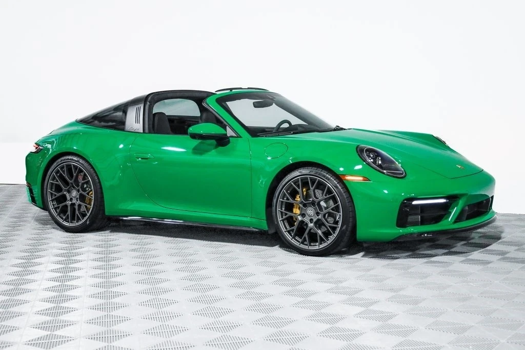 2021 Porsche 992 Targa 4 & 4S - Image 15 of 21