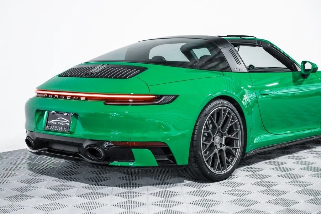 2021 Porsche 992 Targa 4 & 4S - Image 14 of 21