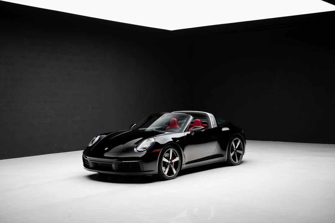 2021 Porsche 992 Targa 4 & 4S - Image 6 of 31