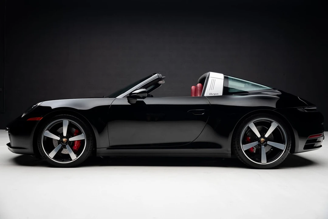 2021 Porsche 992 Targa 4 & 4S - Image 19 of 31