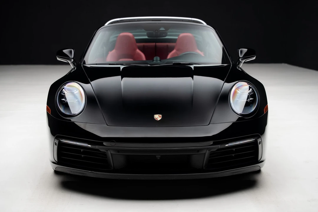 2021 Porsche 992 Targa 4 & 4S - Image 9 of 31