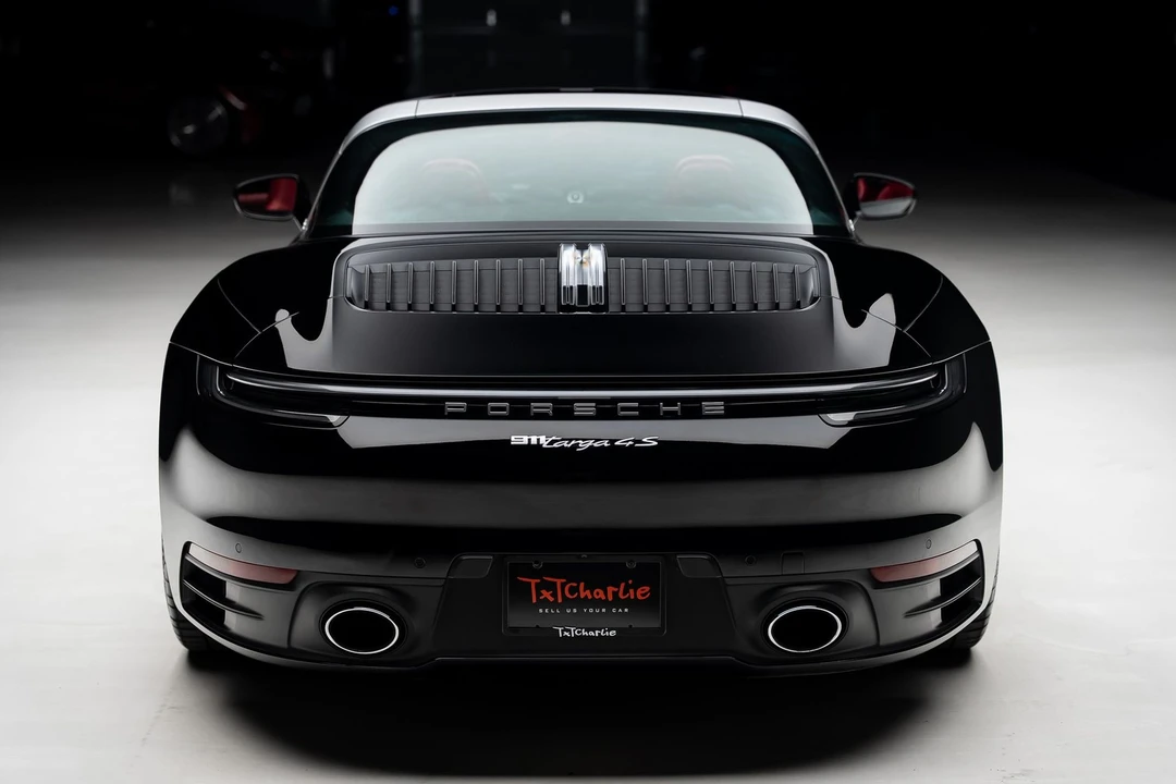 2021 Porsche 992 Targa 4 & 4S - Image 28 of 31