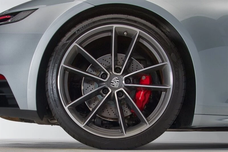 2021 Porsche 992 Targa 4 & 4S - Image 18 of 21