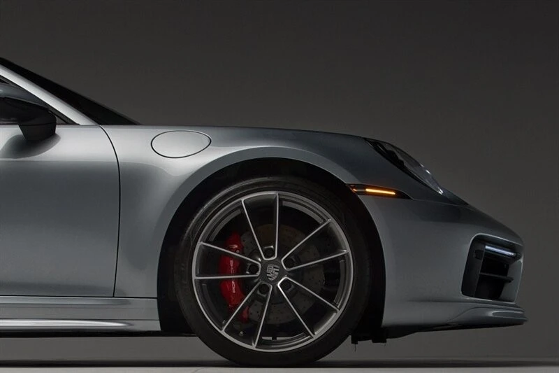 2021 Porsche 992 Targa 4 & 4S - Image 17 of 21