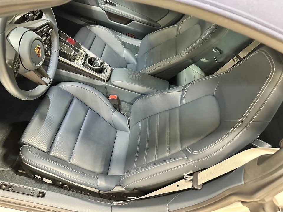 2021 Porsche 992 Targa 4 & 4S - Image 15 of 31