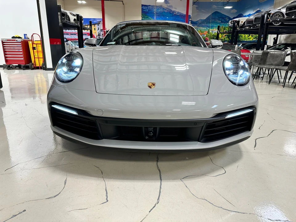 2021 Porsche 992 Targa 4 & 4S - Image 19 of 31