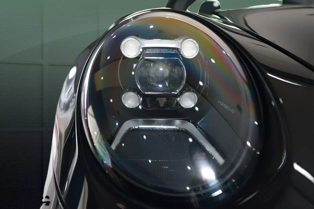 2021 Porsche 992 Targa 4 & 4S - Image 20 of 31
